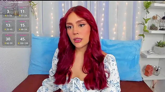 HazzelGray online show from December 10, 2024, 3:12 pm