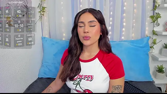 HazzelGray online show from February 5, 2025, 3:52 pm