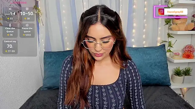 HazzelGray online show from January 5, 2026, 5:27 pm