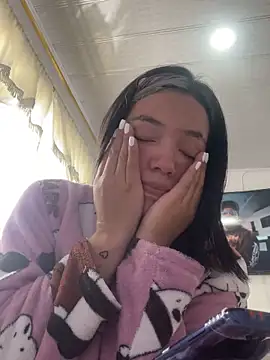 Snapshot of hannahb-e chatting on March 20, 2025, 5:58 pm hannahb-e online show from March 20, 2025, 5:58 pm