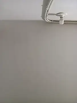 emily brontee  online show from September 26, 2025, 3:54 am