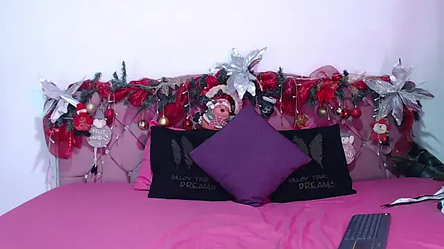 Snapshot of Cataleya_divine chatting on December 14, 2025, 11:04 am Cataleya divine online show from December 14, 2025, 11:04 am