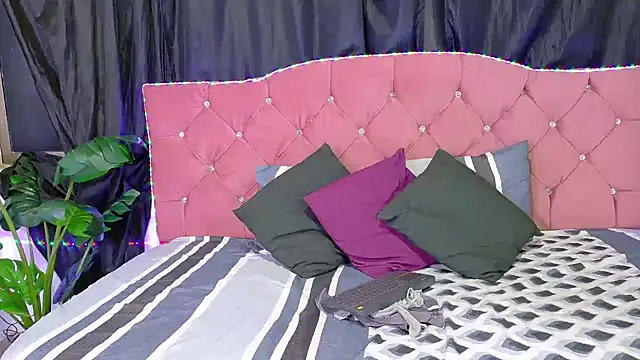 Snapshot of Cataleya_divine chatting on February 26, 2026, 12:48 pm Cataleya divine online show from February 26, 2026, 12:48 pm