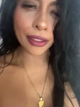 Snapshot of canela_10 chatting on September 25, 2025, 3:32 am canela 10 online show from September 25, 2025, 3:32 am