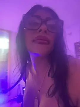 Snapshot of canela_10 chatting on October 19, 2025, 3:07 am canela 10 online show from October 19, 2025, 3:07 am