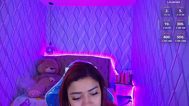 NicolleTaylor online show from September 24, 2025, 3:54 am