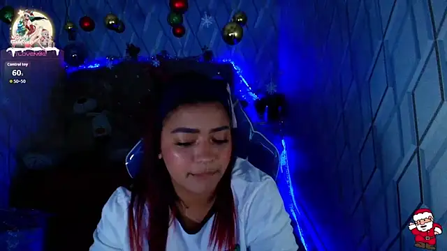 NicolleTaylor online show from December 16, 2025, 4:06 am