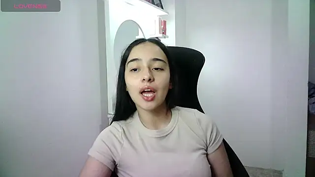 Snapshot of aineangeel chatting on June 15, 2026, 12:13 am aineangeel online show from June 15, 2026, 12:13 am