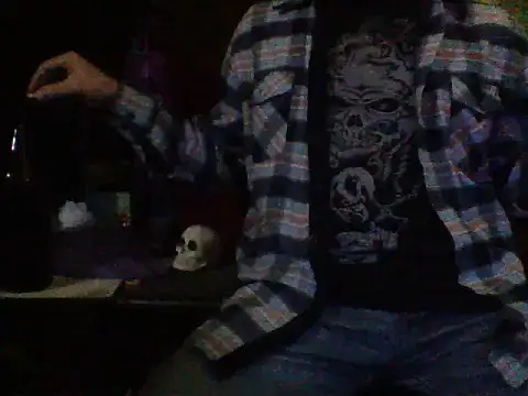 mrdemoncrowly online show from September 20, 2025, 8:37 am