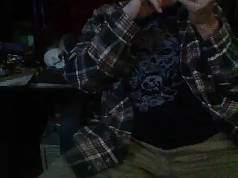 mrdemoncrowly online show from October 15, 2025, 4:45 am