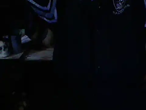 mrdemoncrowly online show from November 11, 2025, 4:34 am