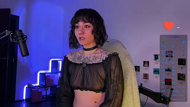 deadlysweet online show from December 20, 2024, 10:43 pm