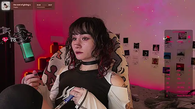 deadlysweet online show from October 1, 2025, 1:22 am