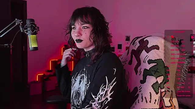 deadlysweet online show from December 3, 2025, 12:29 am