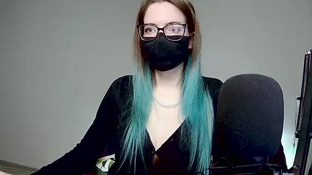 amber candyfloss online show from February 7, 2025, 3:23 am