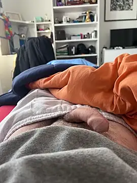 Diegodaddy01 online show from December 31, 2024, 1:52 pm