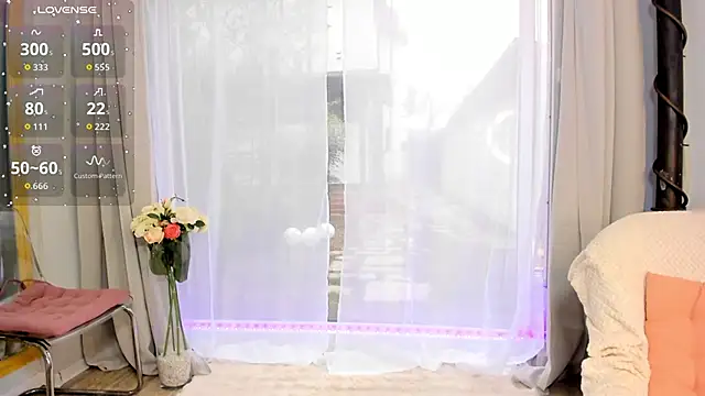 Selena Reeves online show from February 13, 2026, 7:37 am