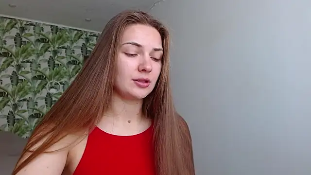 Snapshot of Olivia_shine chatting on September 25, 2025, 4:27 am Olivia shine online show from September 25, 2025, 4:27 am