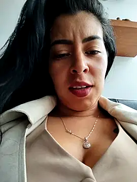 Emily Wane online show from October 18, 2025, 4:41 pm