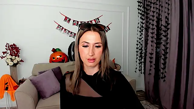 PassionGlow online show from October 22, 2025, 7:35 pm