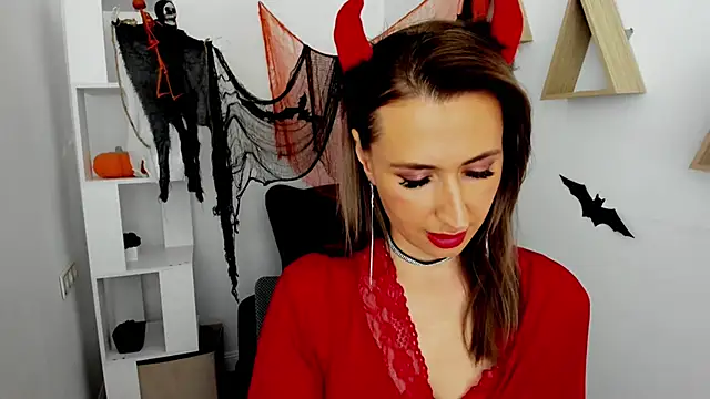 PassionGlow online show from October 31, 2025, 3:51 am