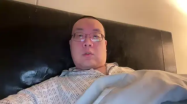 slaveasianboy online show from December 18, 2024, 8:09 am