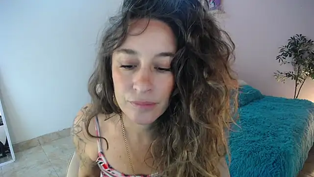 Paula Paz online show from September 19, 2025, 3:13 pm