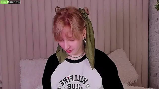 RachelCart online show from September 29, 2025, 3:11 am