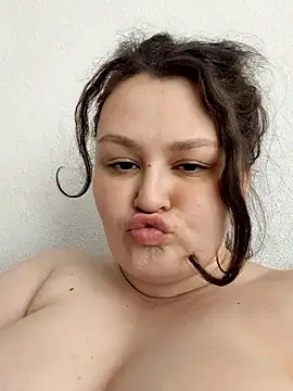 BlackCurly online show from May 31, 2026, 1:40 pm