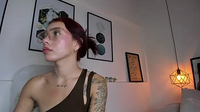 Snapshot of amysc chatting on April 6, 2026, 12:06 pm amysc online show from April 6, 2026, 12:06 pm