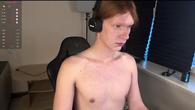 carthylovvve online show from November 28, 2025, 1:47 pm