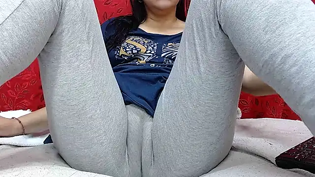 MELANIE SEX69 online show from October 22, 2025, 9:25 pm