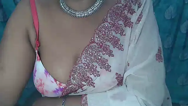 Sophia your online show from February 19, 2025, 8:12 am