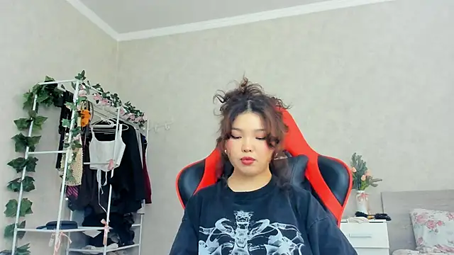 wastforu online show from February 10, 2025, 10:53 am