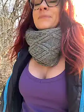 die-EinHORNY-WG online show from March 24, 2026, 11:37 am