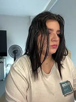 Snapshot of horny_roomiess chatting on January 13, 2025, 4:41 pm horny roomiess online show from January 13, 2025, 4:41 pm