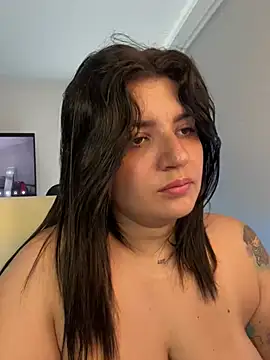 Snapshot of horny_roomiess chatting on January 18, 2025, 8:30 pm horny roomiess online show from January 18, 2025, 8:30 pm