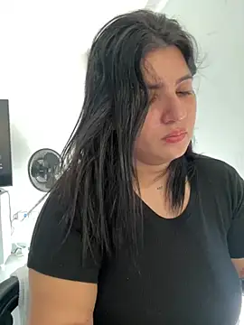 Snapshot of horny_roomiess chatting on January 31, 2025, 3:33 pm horny roomiess online show from January 31, 2025, 3:33 pm