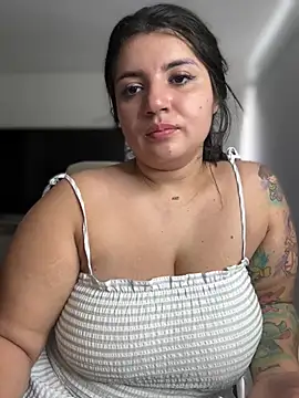 Snapshot of horny_roomiess chatting on March 3, 2025, 3:20 pm horny roomiess online show from March 3, 2025, 3:20 pm