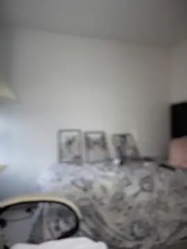 Snapshot of horny_roomiess chatting on October 22, 2025, 10:59 am horny roomiess online show from October 22, 2025, 10:59 am