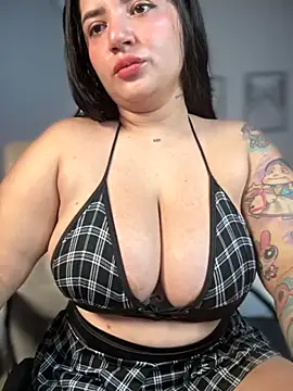 horny roomiess online show from November 25, 2025, 11:43 am