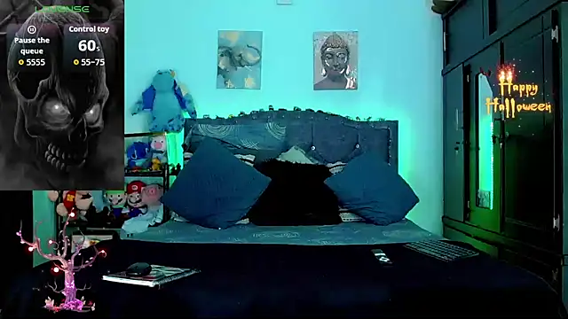 Liamscott  online show from October 17, 2025, 8:33 pm