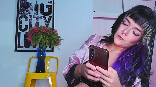 purple em69 online show from December 2, 2025, 3:12 am