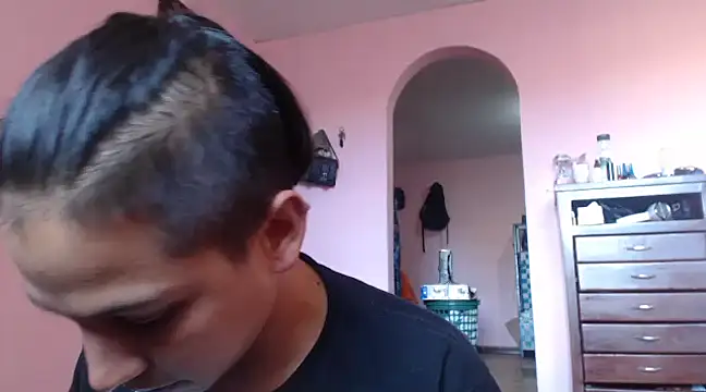 Snapshot of CoreAlejito chatting on January 29, 2025, 9:50 pm CoreAlejito online show from January 29, 2025, 9:50 pm