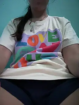 Snapshot of rossana99_ chatting on June 21, 2026, 11:02 am rossana99 online show from June 21, 2026, 11:02 am