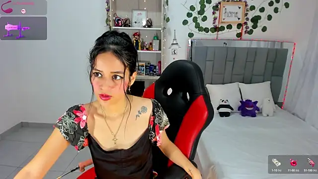 Snapshot of HannaSexyy chatting on October 9, 2025, 1:47 am HannaSexyy online show from October 9, 2025, 1:47 am