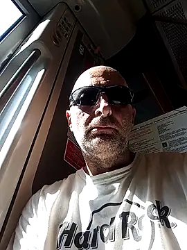 Snapshot of tinybear79 chatting on May 30, 2026, 2:58 pm tinybear79 online show from May 30, 2026, 2:58 pm
