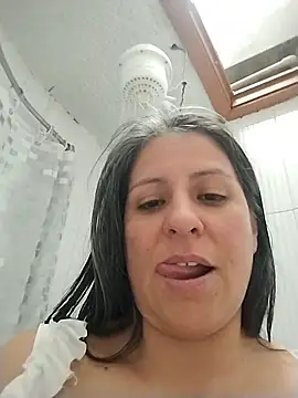 LucifernandaSw online show from April 3, 2026, 7:23 pm