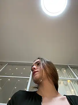 hotAssHell  online show from December 10, 2024, 9:44 am