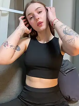 hotAssHell  online show from February 25, 2025, 9:35 pm